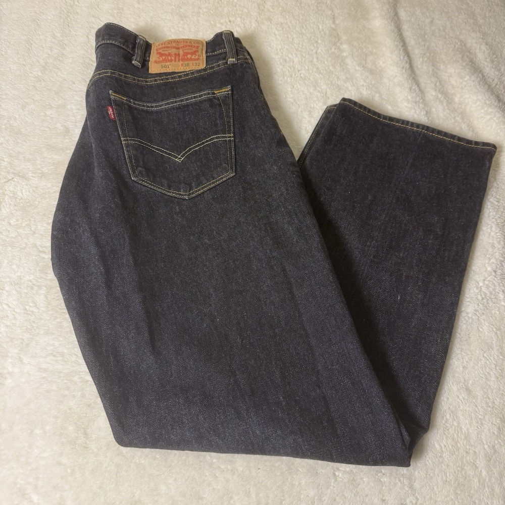 Levi's 501 Men's W38 L32 Dark Wash Button Fly Straight Leg Jeans